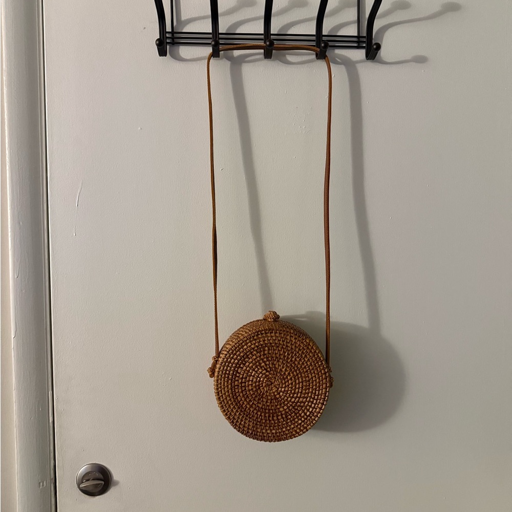Handcrafted Tan Rattan Crossbody Bag - Picture 2 of 4